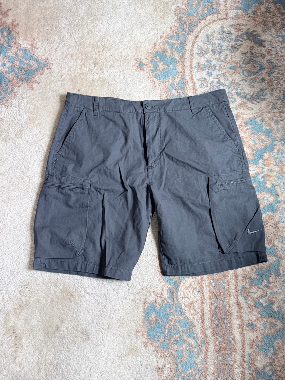 Nike navy cargo ripstop shorts sz 38 bnwt